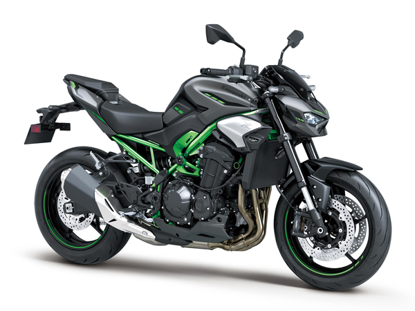 Kawasaki Z900 2025 Launched: The Supernaked Streetfighter Gets Sharper, Smarter, and More Aggressive